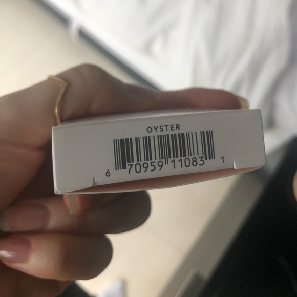 Clean Beauty, Jane Iredale PurePressed Eye Shadow, Oyster - Picture 4 of 5